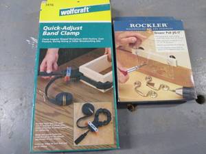 lot 121 image: Quick adjust band clamp and Rockler...
