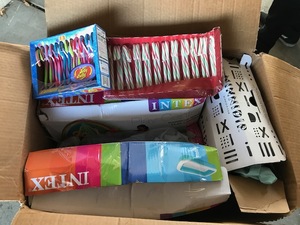 lot 10 image: Resellers Mystery Box #10