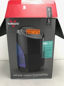 lot 14 image: Vornado Whole Room Humidifier