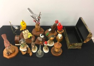 Collection of Bird Themed Dcor