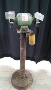 lot 7 image: KING GRINDER