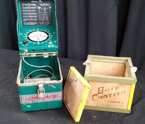 lot 42 image: VINTAGE LOWRANCE FISH LO-K-TOR AND VINTAGE BAIT CANTEEN