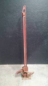 lot 138 image: HI LIFT JACK NO HANDLE