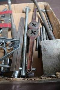 lot 166 image: MISC BOX OF TOOLS