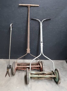 lot 170 image: CRAFTSMAN YARD MAN PUSH LAWN MOWER. A SPARE AND HEDGE CLIPPERS.