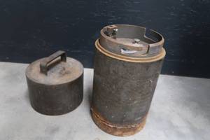 lot 171 image: UNIQUE STEEL ANTIQUE SAFE.  TIME CAPSULE