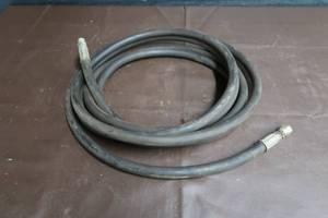 lot 200 image: HYDRAULIC HOSE