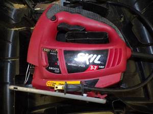 lot 18 image: Skill Jig Saw with Case