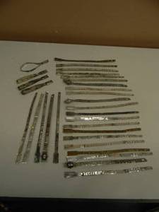 lot 24 image: VINTAGE - 30 - 1950s MINNESOTA DEER  HUNTING TAGS - AWESOME COLLECTION RARE - SEE PICTURES
