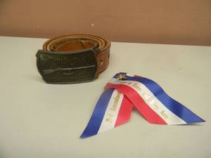 lot 34 image: VINTAGE 2ND AMENDMANT RIGHT TO KEEP AND BEAR ARMS PINSASH - READY TO FRAME - WITH VINTAGE 1976 REMINGTON AMERICAS OLDEST GUNMAKER BELT BUCKLE WORIGINAL BELT - SEE PICTURES
