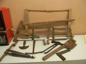 lot 65 image: VINTAGE  ANTIQUE TOOLS - SOME VALUABLE - SEE PICTURES