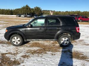 lot 3 image: 2011 Ford Escape XLT 4x4