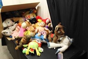 lot 21 image: Plush featering Vixen and The Abdom...