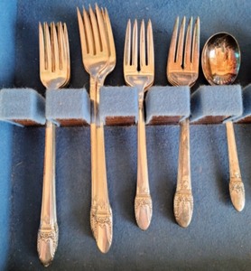 Vintage Rogers Bros Silver Plated Flatware Set