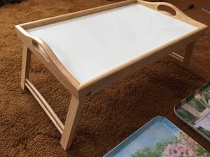 TV Tray With Two Serving Trays and Four Placemats