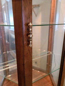 Light Up DisplayCurio Cabinet