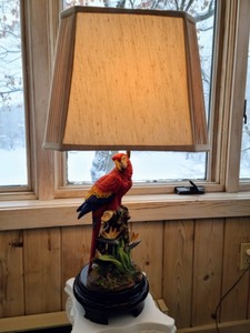 Colorful Parrot Table Lamp