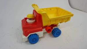 lot 21 image: Vintage Fisher Price Plastic Construction Dump Truck with Liftgate
