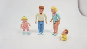 lot 27 image: Vintage Little Tikes Family