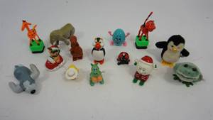 lot 49 image: Assortment of Collectible Plastic Windup Animals