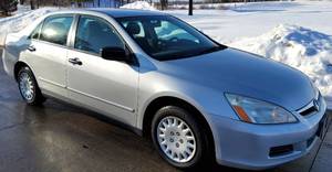lot 3 image: 2006 Honda Accord