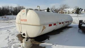 3500 Gal Fiberglass Water Tank