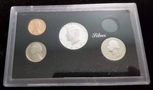 lot 32-A image: 1992 US SILVER PROOF SET without the dime