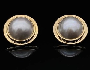 lot 19A image: Mabe Pearl Estate Earrings in 14k Yellow Gold $2200 Retail