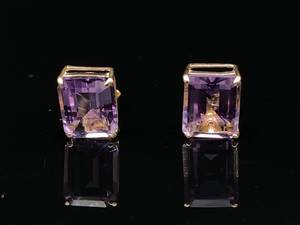 lot 46 image: Emerald Cut Amethyst Estate Stud Earrings in 14k Yellow Gold