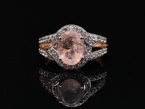 lot 40 image: Natural Morganite Dinner Ring in Vermeil