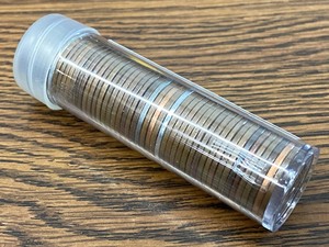 lot 10 image: Roll of Wheat & Indian Cents