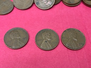 lot 23 image: Wheat Pennies