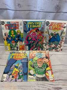 lot 7 image: DC Justice League Issues #1-5 Comic Books