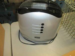 lot 43 image: Dayton Air Cleaner With Anion Hepa ...
