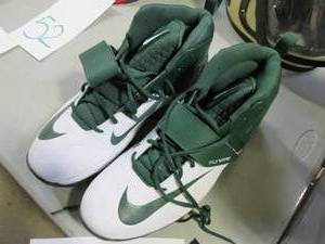 lot 50 image: New Nike ShoesCleats (Size 15)...