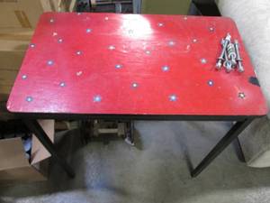 lot 74 image: Vintage Metal Table With Painted Wo...