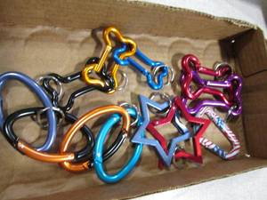 lot 80 image: Lot of Carabineer KeychainHooks...