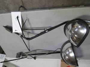 lot 89 image: Set of (2) Truck Towing Mirrors...