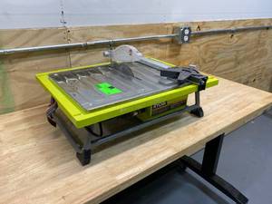 lot 41 image: RYOBI 7 in. 4.8 Amp Tile Saw