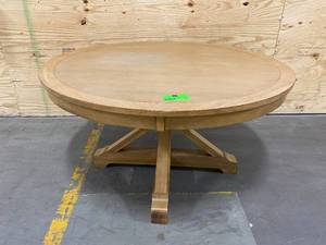 lot 102 image: Oak Table 54