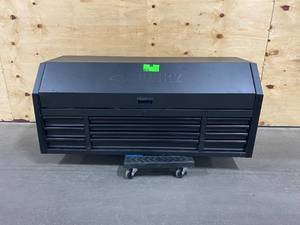 lot 89 image: HUSKY 56 11-Drawer Top Chest
