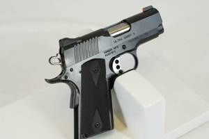 lot 126 image: Kimber .45 Pistol