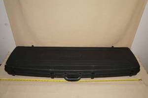 lot 166 image: Gun Guard Hard Shell Long Gun Case