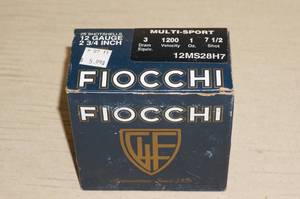 lot 122 image: Full Box of 25 Fiocchi 12 Gauge Shotshells