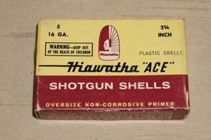 lot 131 image: Box of Hiawatha ACE 16 Gauge Shotgun Shotshells