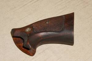 lot 62 image: Smith & Wesson Wood Grip Set