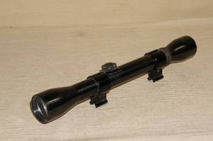 lot 66 image: Weaver K4-C3 4x Rifle Scope - 1 Tube