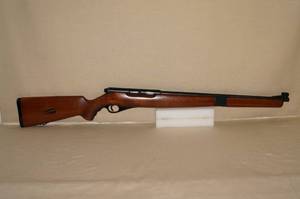 lot 30 image: Vintage O F Mossberg & Sons 151 M-B .22 LR Rifle