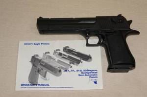 lot 11 image: Magnum Research Desert Eagle .50 AE Pistol