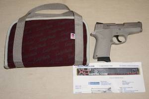 lot 12 image: Smith & Wesson 3913 Lady Smith 9mm Pistol